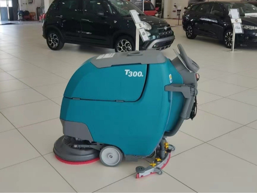 手推式洗地機(jī)遇故障，別慌，這樣處理