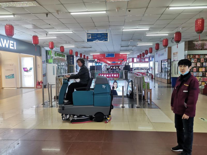 洗地機出現(xiàn)水流異常，別慌！