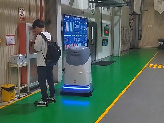 “老頭樂”上不了高速，坦力車間智能洗地車卻能“暢行”車間清潔路