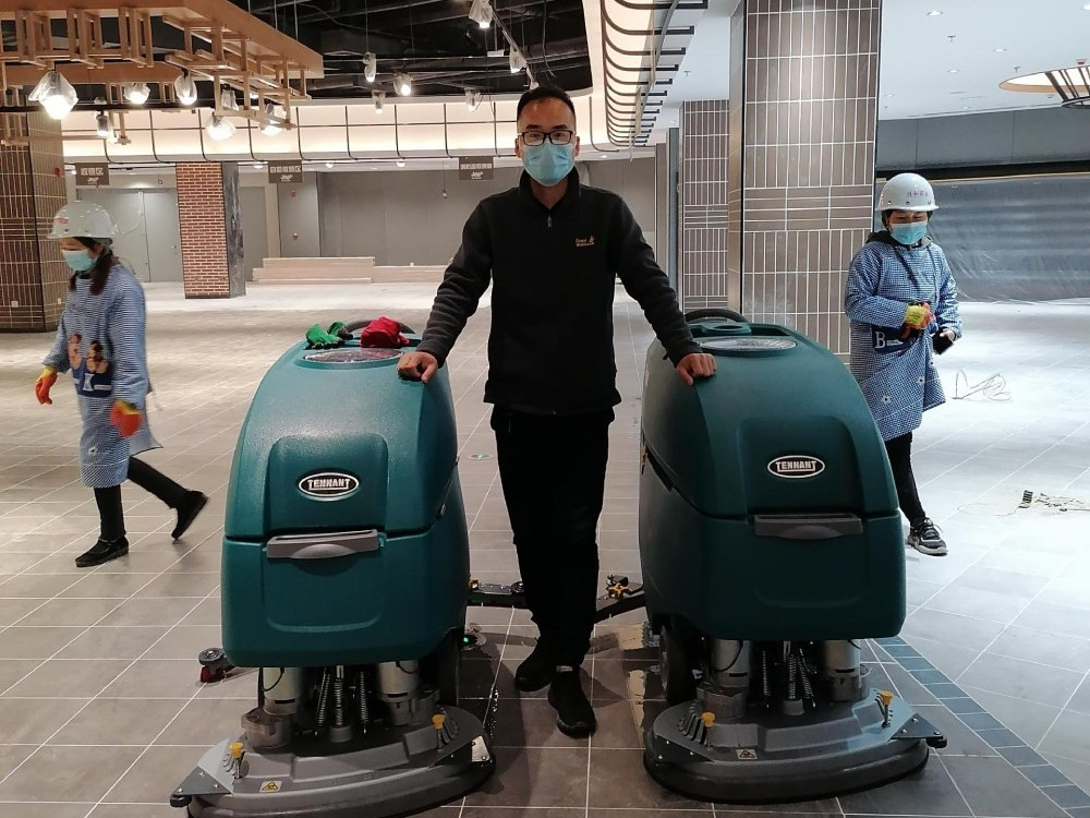 商業(yè)洗地機哪個牌子好？