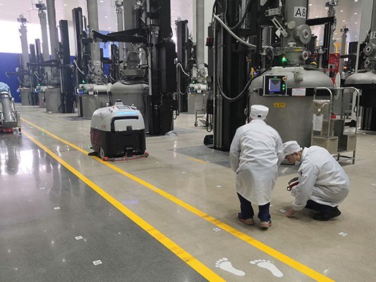 有了坦力工業(yè)無人掃地機器人，招工難？清潔難？不存在