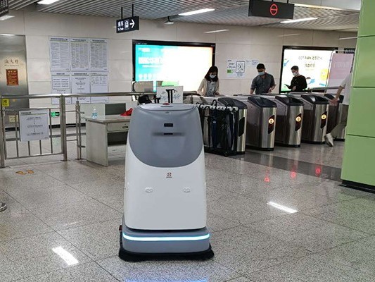 坦力工業(yè)智能清掃機器人：如何節(jié)省人工成本？
